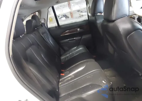 2011 Lincoln Mkx z USA, uszkodzony, nr VIN 2LMDJ8JK6BBJ26362